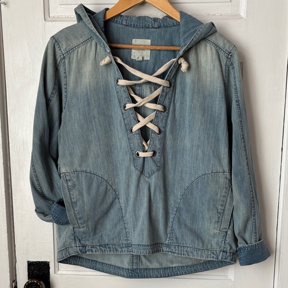 American Eagle Outfitters Tops - AMERICAN EAGLE LACE FRONT DENIM HOODED PULLOVER TOP